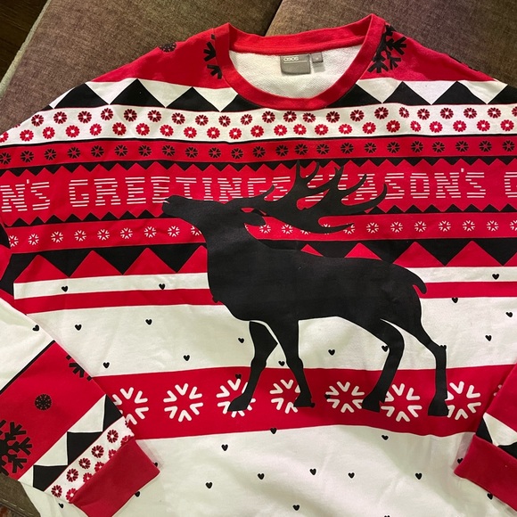 ASOS men’s red white holiday sweater - Picture 3 of 6